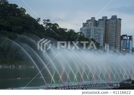 新店碧潭水舞 41116622