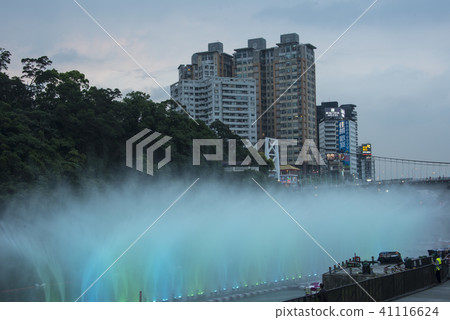 新店碧潭水舞 41116624