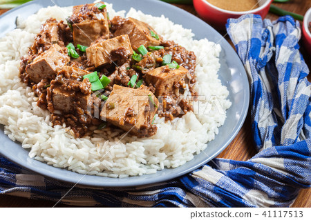 Mapo Tofu - sichuan spicy dish served with rice Mapo Tofu - sichuan spicy dish served with rice 41117513