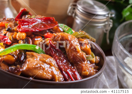 Kung Pao chicken with peppers and vegetables Kung Pao chicken with peppers and vegetables 41117515