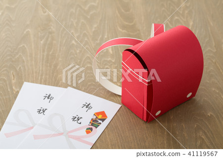 一個書包 41119567