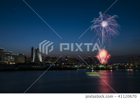 港口的橫濱開幕節光束景觀 港口的橫濱開幕節光束景觀 41120670