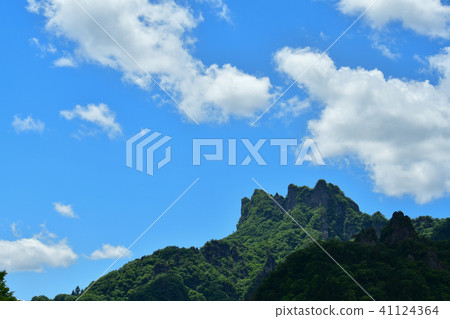 Myogi mountain of fresh green Myogi mountain of fresh green 41124364