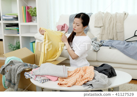 I wonder if I will wear it next year. . . I wonder if I will wear it next year. . . 41127529