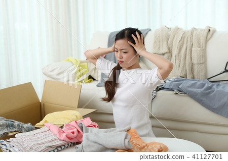 I was in trouble because there were so many clothes. . . 41127701