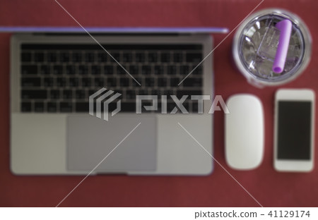 Simple wireless work table with mobile gadget Simple wireless work table with mobile gadget 41129174
