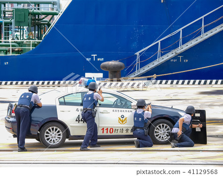 Anti-terrorism exercise 41129568