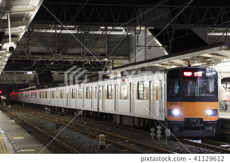 Tobu Nikko Line 50050 series train parked at Kasukabe Station Tobu Nikko Line 50050 series train parked at Kasukabe Station 41129612