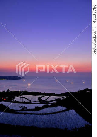 Rice terraces in the east-field 41132766