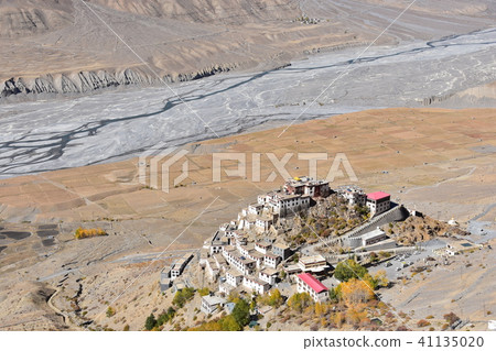 An overhead picture of a key gum like a key village fortress in Spirit Valley, Himalayan mountainous area in India 41135020