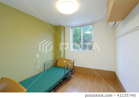 Long-term care facility room Long-term care facility room 41135740