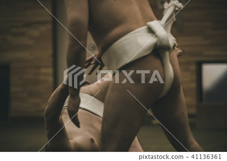 相撲 相撲選手的纏腰帶 研修 41136361