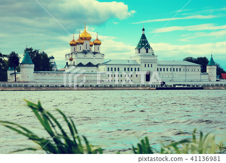 Male Ipatievsky Monastery at cloudy day in Kostroma, Russia Male Ipatievsky Monastery at cloudy day in Kostroma, Russia 41136981