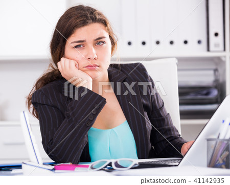 Woman beginner is having complicated issue with project Woman beginner is having complicated issue with project 41142935