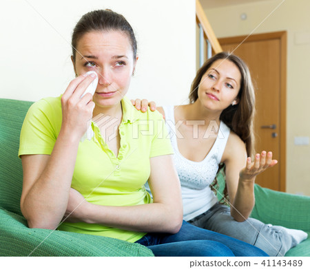Girl supports her friend 41143489
