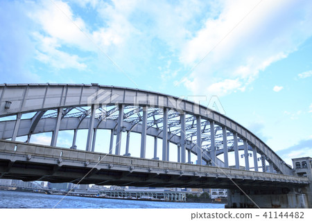Sumida river in fine weather (fall) 41144482