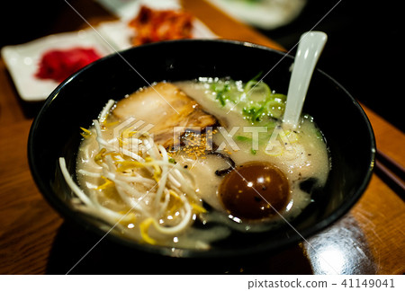 pork bone ramen 41149041