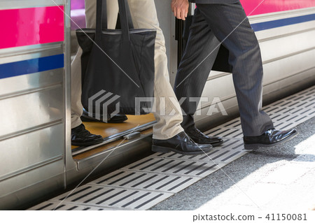 Train Foot part shooting cooperation · Keio Electric Railway Co., Ltd. Train Foot part shooting cooperation · Keio Electric Railway Co., Ltd. 41150081