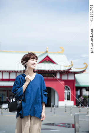 Women travel Enoden Short Trip Walking walk alone Women travel Enoden Short Trip Walking walk alone 41151741