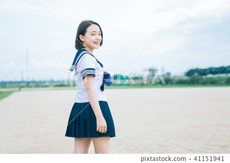 Cute girls with a smile 41151941