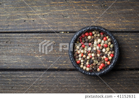Mix of pepper corns Mix of pepper corns 41152631