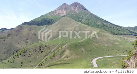廣闊的草原 廣闊的草原 41152636