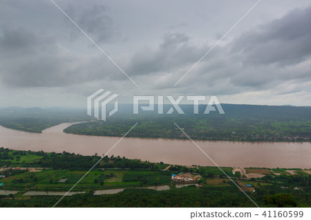 Beautiful landscape in view from skywalk 41160599