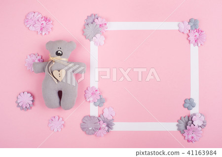 Empty white frame and diy paper flowers 41163984