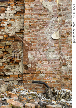Antient cracked brick wall background vertical Antient cracked brick wall background vertical 41164221