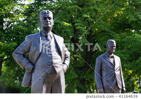 Tomas and Jan Antonin Bata statue in Zlin 41164639