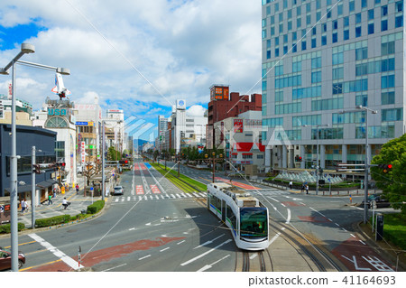 Toyohashi station and streetcar Toyohashi station and streetcar 41164693