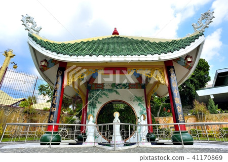 Cebu Taoist Temple 41170869