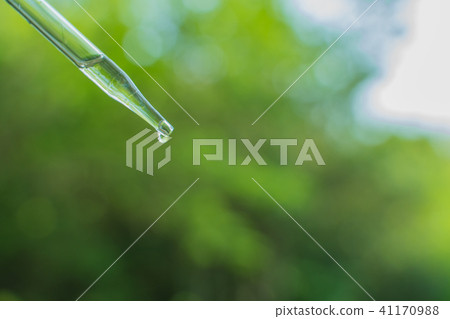 Eyedropper environmental cosmetics 41170988