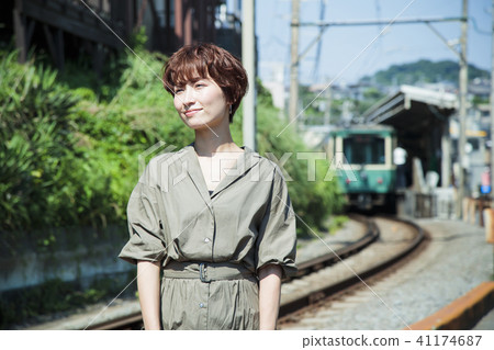 女性旅行湘南恩佐德短途旅行獨自散步 41174687