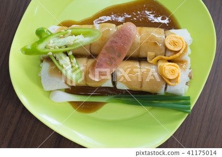 Thai Spring Roll 41175014