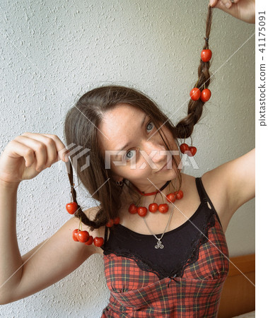 blue-eyed girl with cherries 41175091