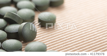 Detail of Artisanal Spirulina Tablets 41179378