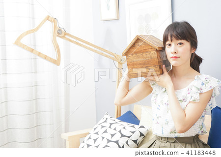 Female family image 41183448