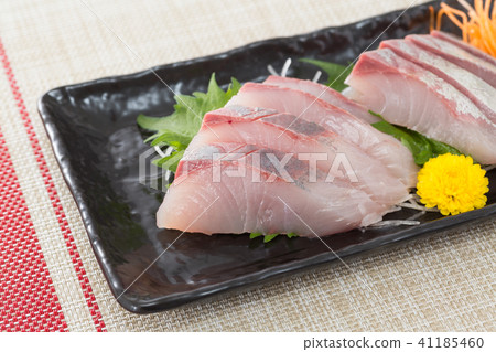 Kanbashi sashimi 41185460