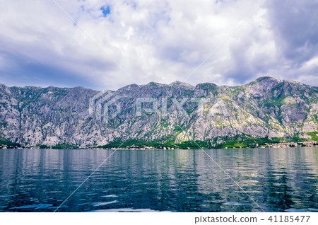 Mountains on the shore of the Boka Kotorska Bay, 41185477
