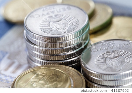 coins of different denominations coins of different denominations 41187902