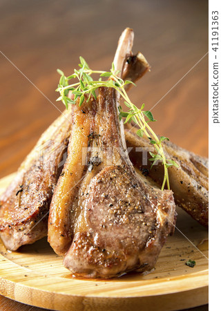Delicious bone-attached ram Delicious bone-attached ram 41191363