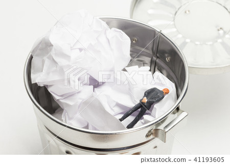 Images of restructured businessmen 41193605