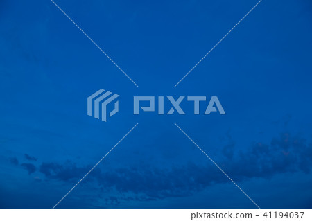 初夏的天空和雲彩（3：2） 41194037