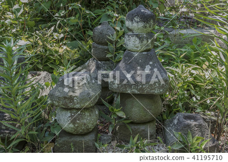 Stone pagoda of Kojoji (Kamakura-shi Yamanouchi) 41195710