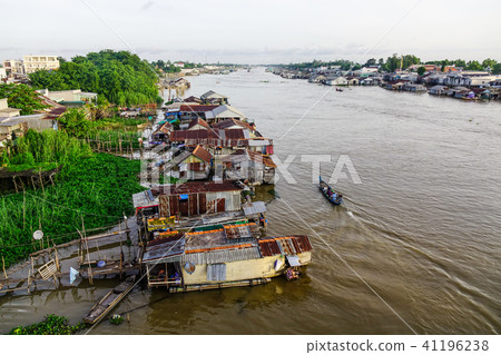 Floating village in Southern Vietnam 41196238