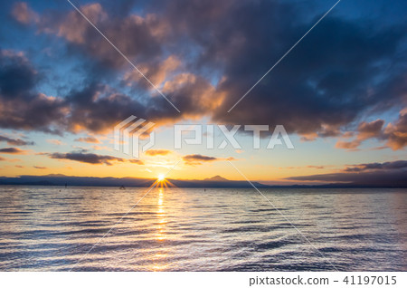 Morning of Lake Biwa Morning of Lake Biwa 41197015