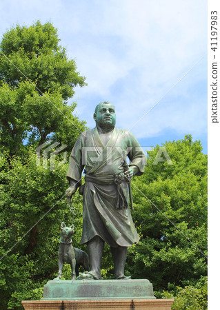 Saigo Takamori Statue Ueno 41197983