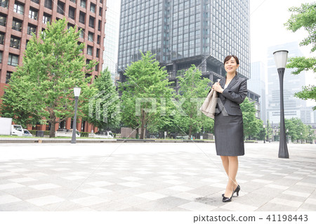 Business woman career woman 41198443