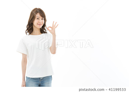 年輕女子微笑好 41199533